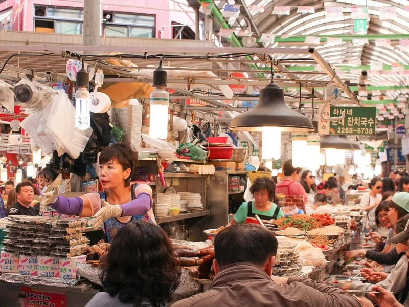 5 Best Markets in Seoul K-Selection